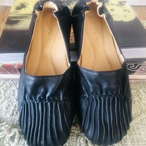 Chocolat Blu “Cam 2” Ruched Ballet Flats Size 8